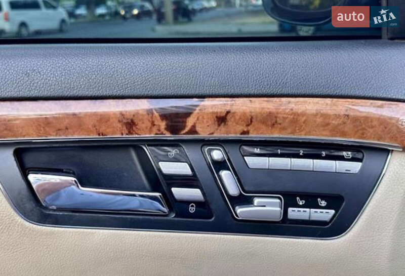 Седан Mercedes-Benz S-Class 2006 в Кропивницком