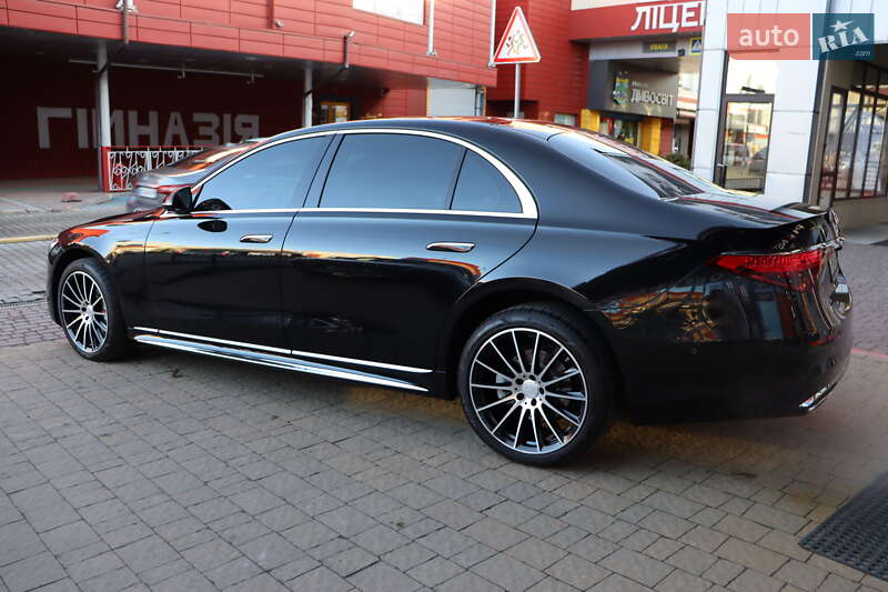 Седан Mercedes-Benz S-Class 2021 в Львові