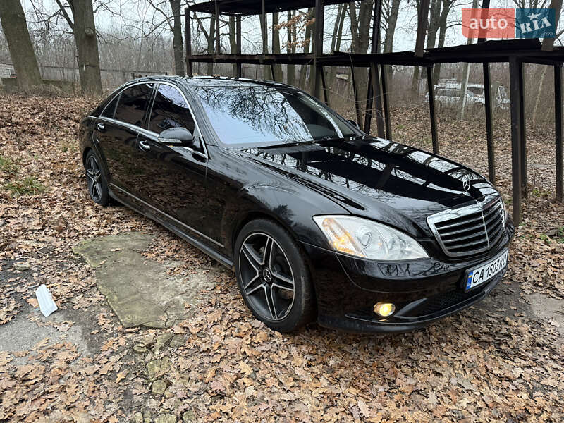 Седан Mercedes-Benz S-Class 2007 в Умані