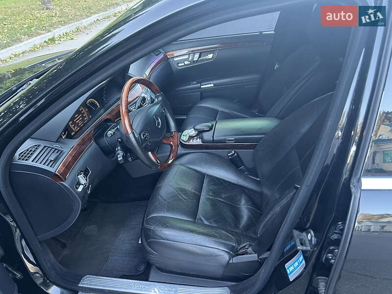 Седан Mercedes-Benz S-Class 2007 в Умані