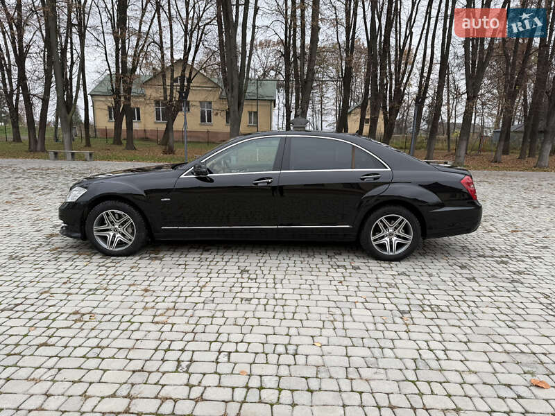 Седан Mercedes-Benz S-Class 2008 в Чернівцях