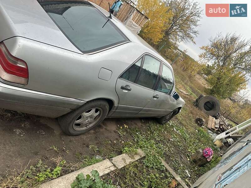 Седан Mercedes-Benz S-Class 1996 в Полтаві