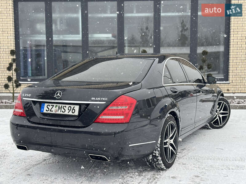 Седан Mercedes-Benz S-Class 2011 в Сарнах