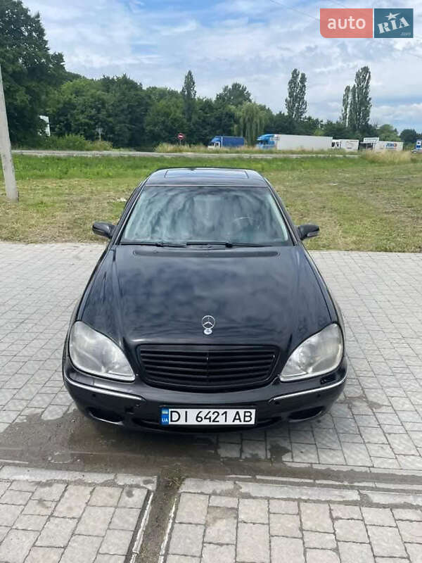Mercedes-Benz S-Class 2001