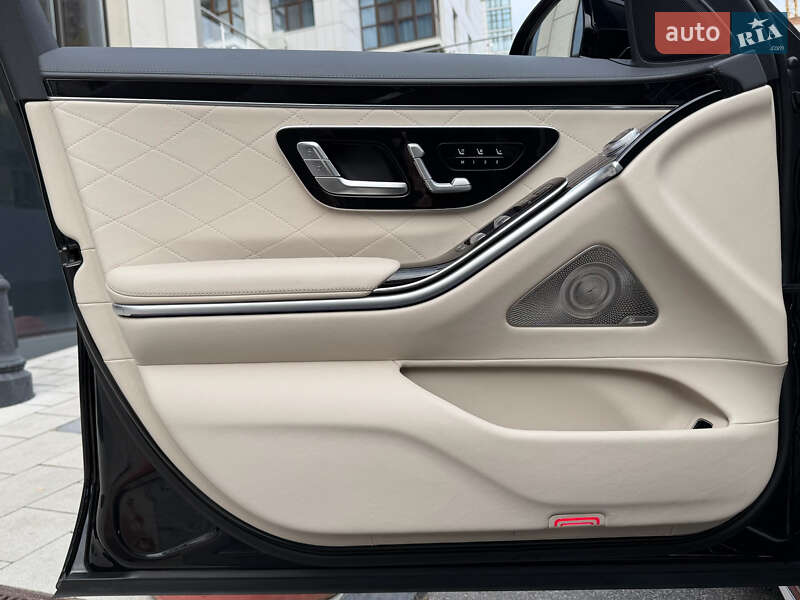 Седан Mercedes-Benz S-Class 2024 в Києві