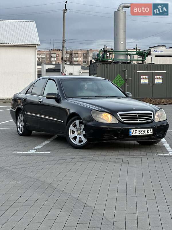 Mercedes-Benz S-Class 2000