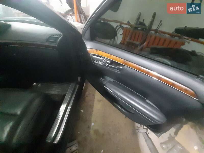 Седан Mercedes-Benz S-Class 2007 в Львове