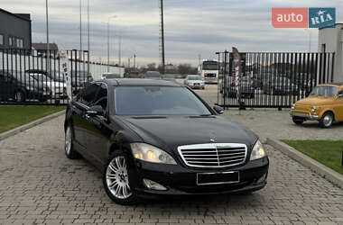 Седан Mercedes-Benz S-Class 2009 в Ужгороді