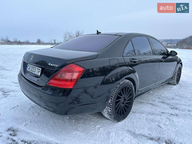 Седан Mercedes-Benz S-Class 2008 в Умані