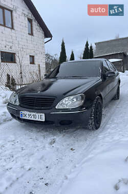 Седан Mercedes-Benz S-Class 2000 в Владимирце