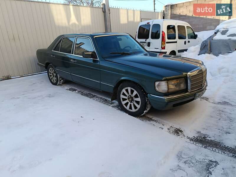 Mercedes-Benz S-Class 1980 Mercedes-Benz S-Class 1980