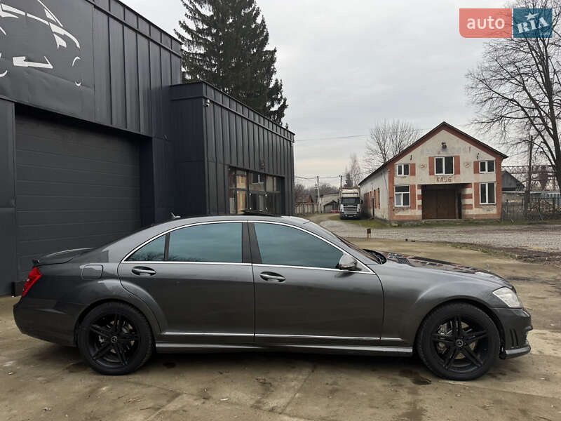 Mercedes-Benz S-Class 2007