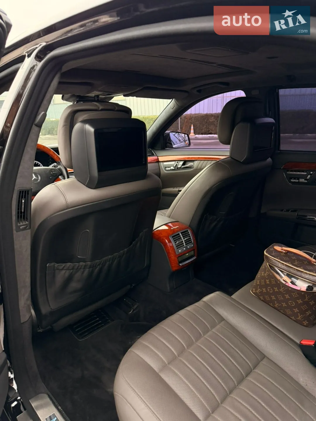 2010 Mercedes-Benz S-klasse - мініатюра 27