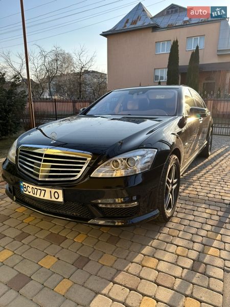 Mercedes-Benz S-Class 2009