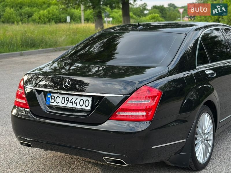 Седан Mercedes-Benz S-Class 2006 в Черновцах