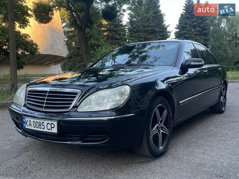 Mercedes-Benz S-Class 2005