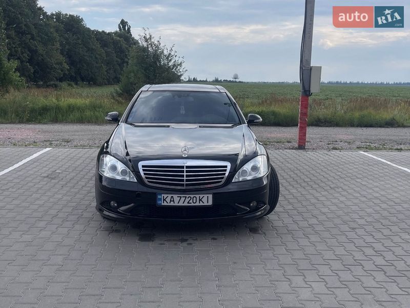 Mercedes-Benz S-Class 2007