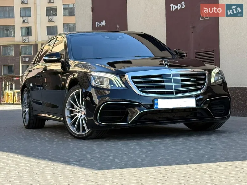 Mercedes-Benz S-Class