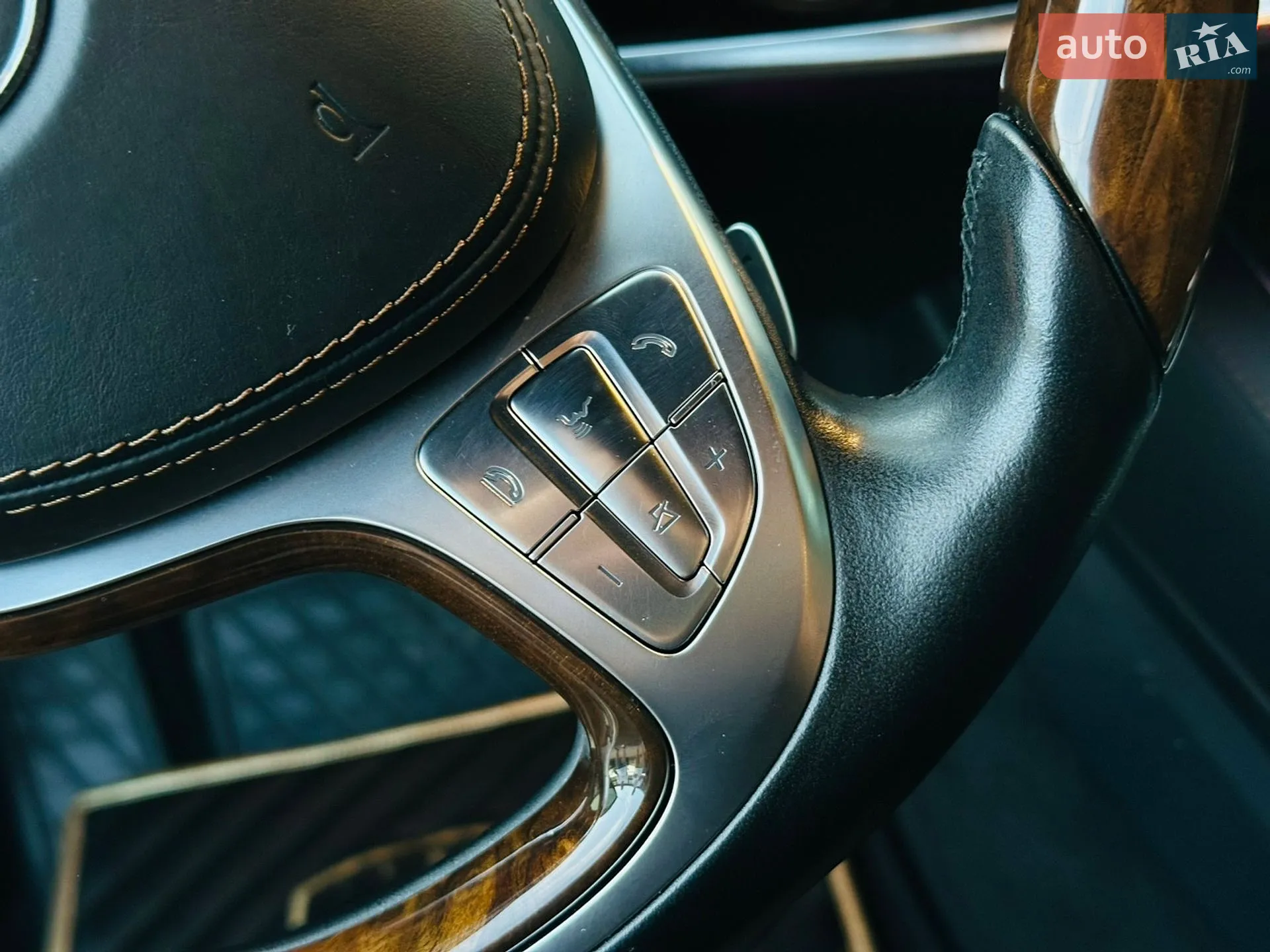 2013 Mercedes-Benz S-klasse - мініатюра 36