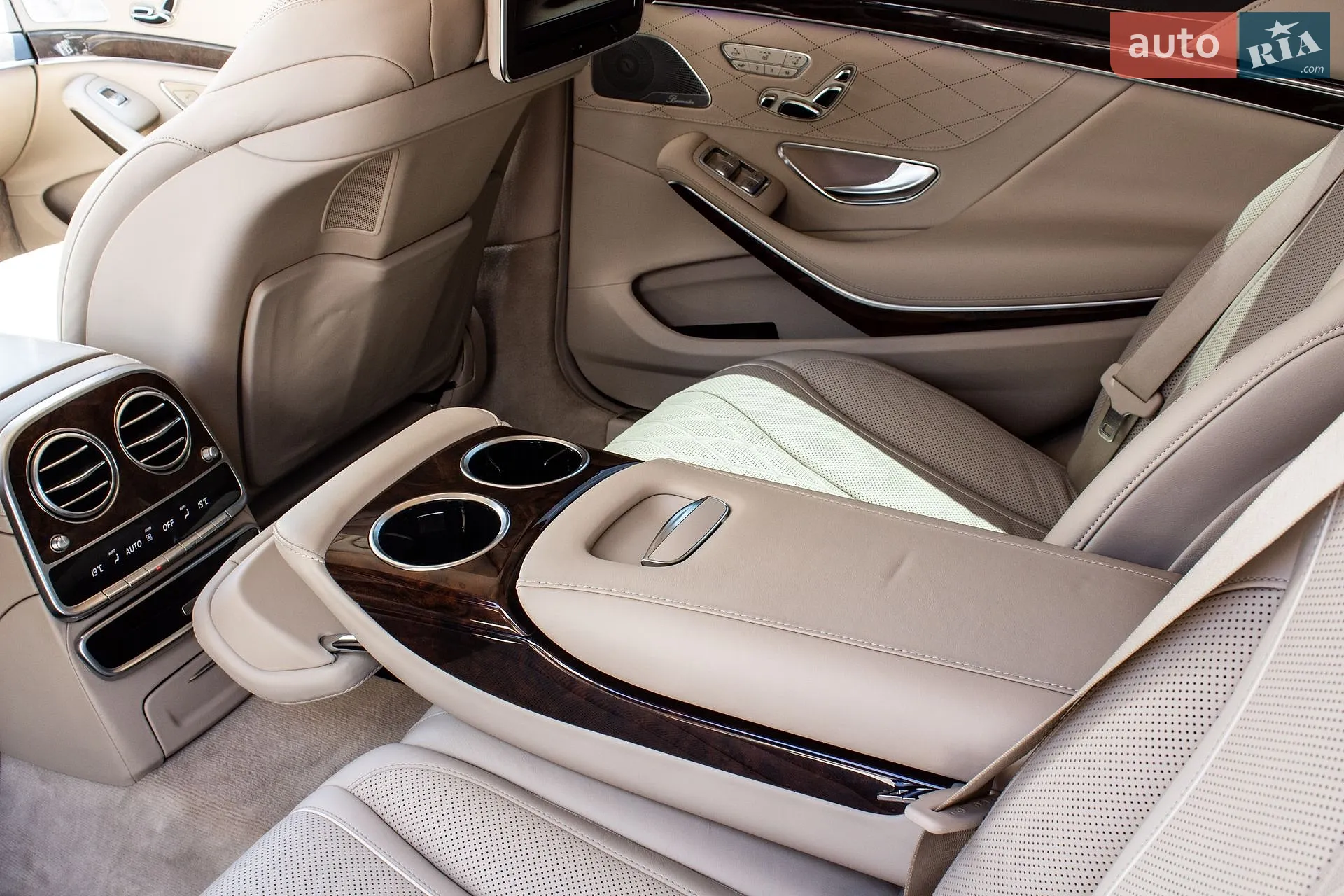 2013 Mercedes-Benz S-klasse - мініатюра 46