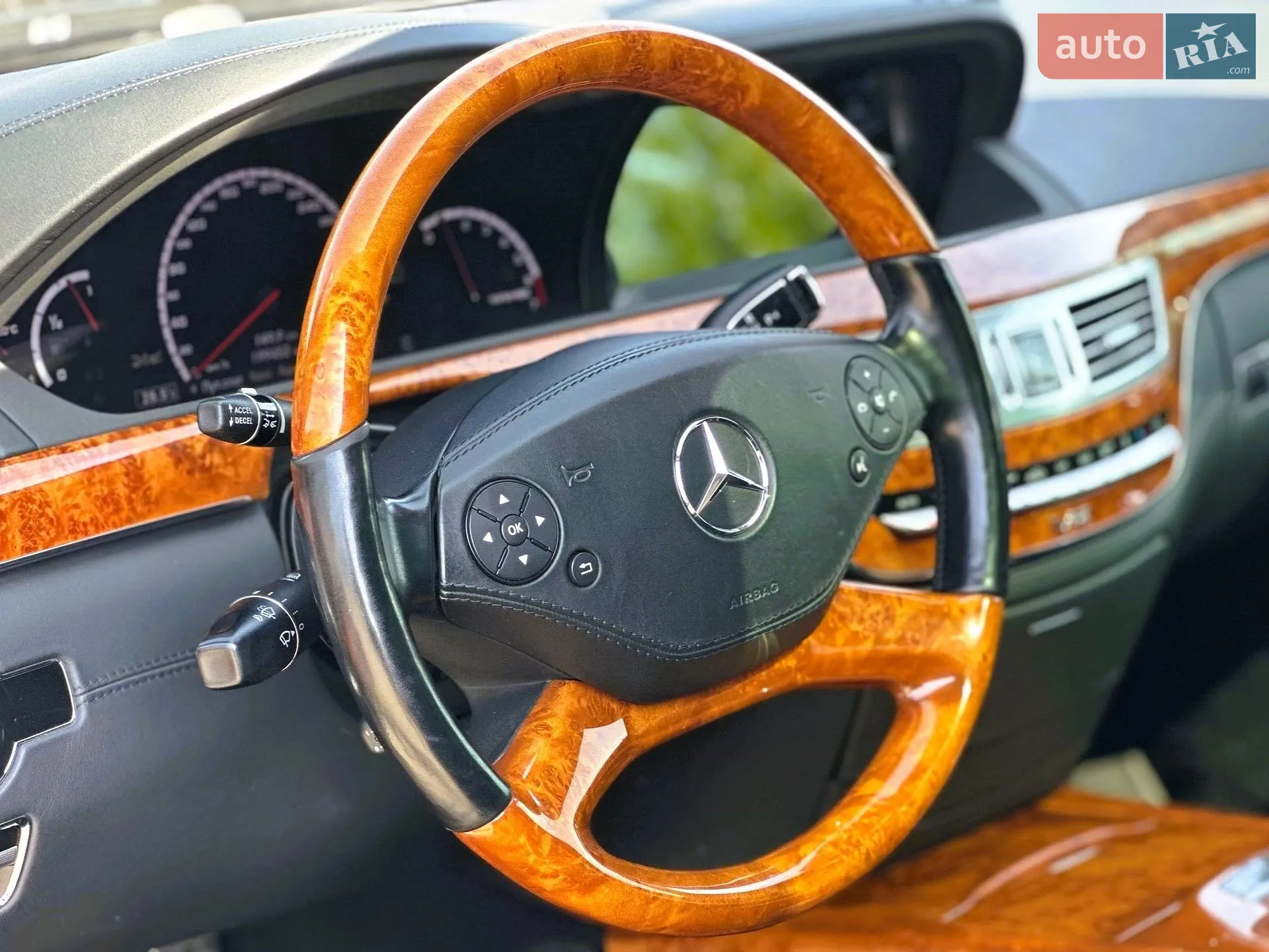 2010 Mercedes-Benz S-klasse - мініатюра 31