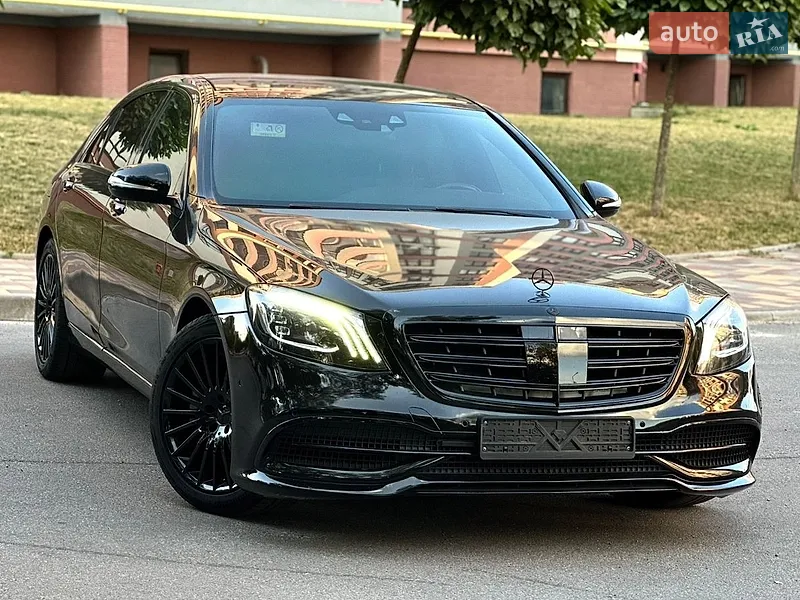 Mercedes-Benz S-Class