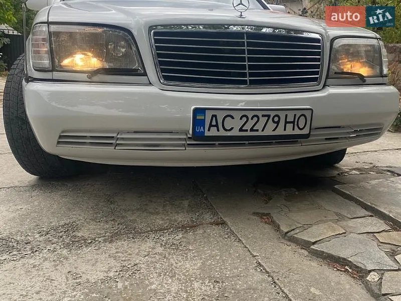 Mercedes-Benz S-Class