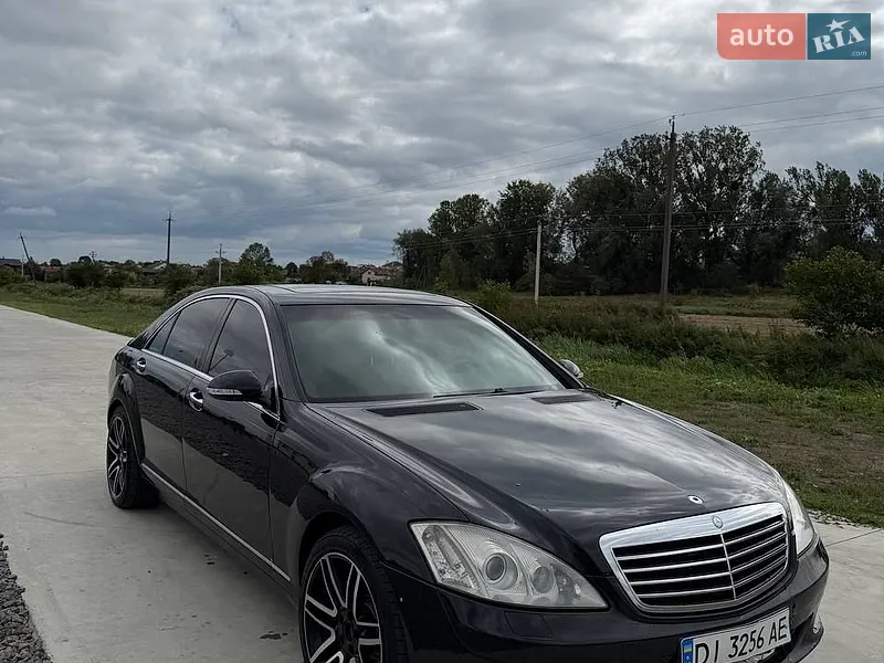 Mercedes-Benz S-Class 2006