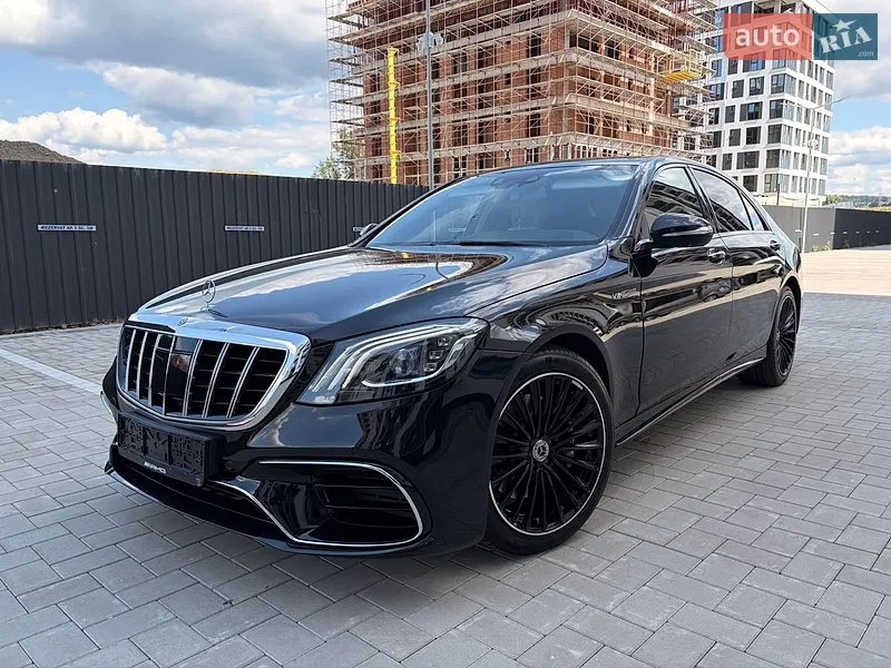 Mercedes-Benz S-Class