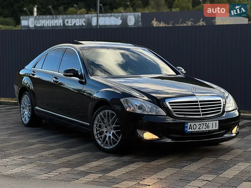 Mercedes-Benz S-Class 2007