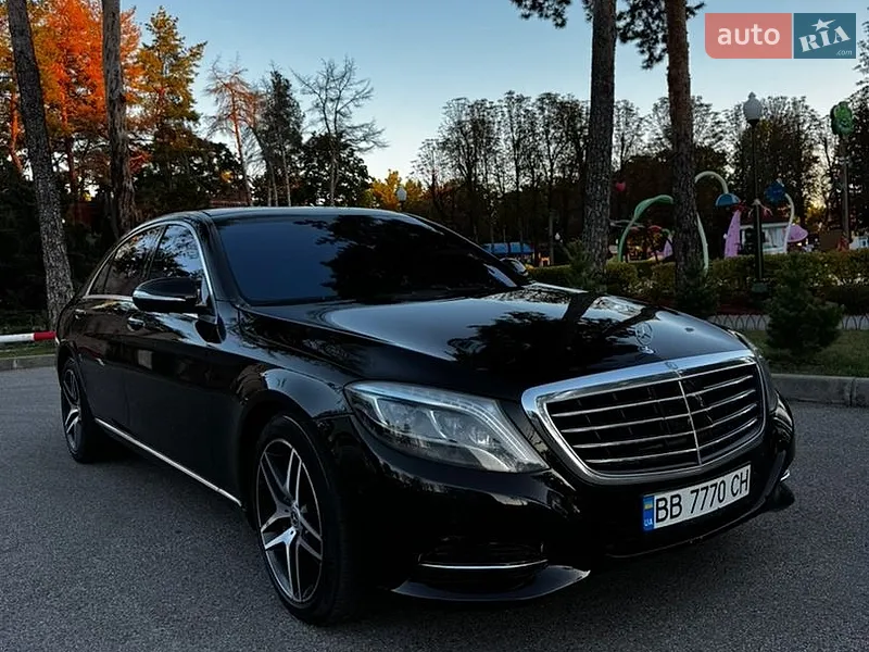 Mercedes-Benz S-Class