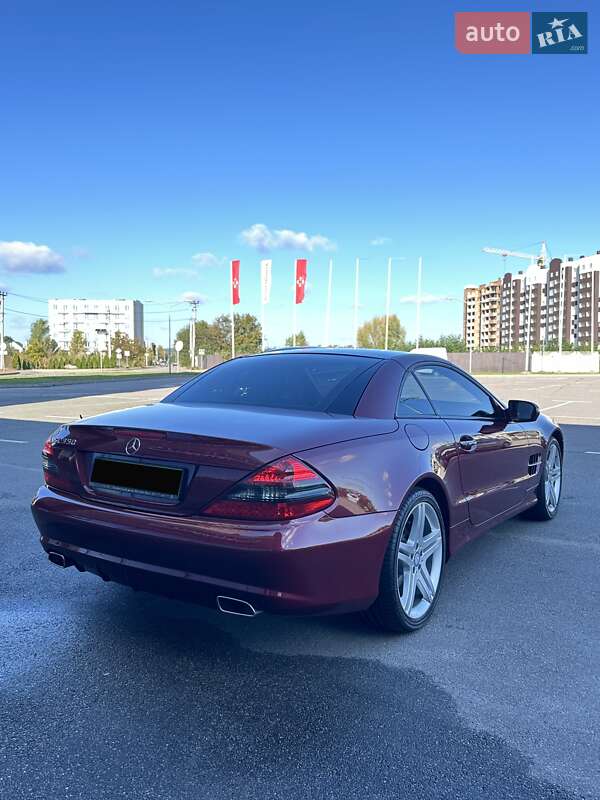 Родстер Mercedes-Benz SL-Class 2011 в 