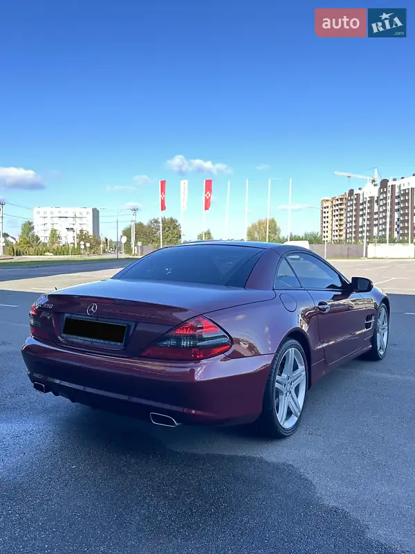 Родстер Mercedes-Benz SL-Class 2011 в 