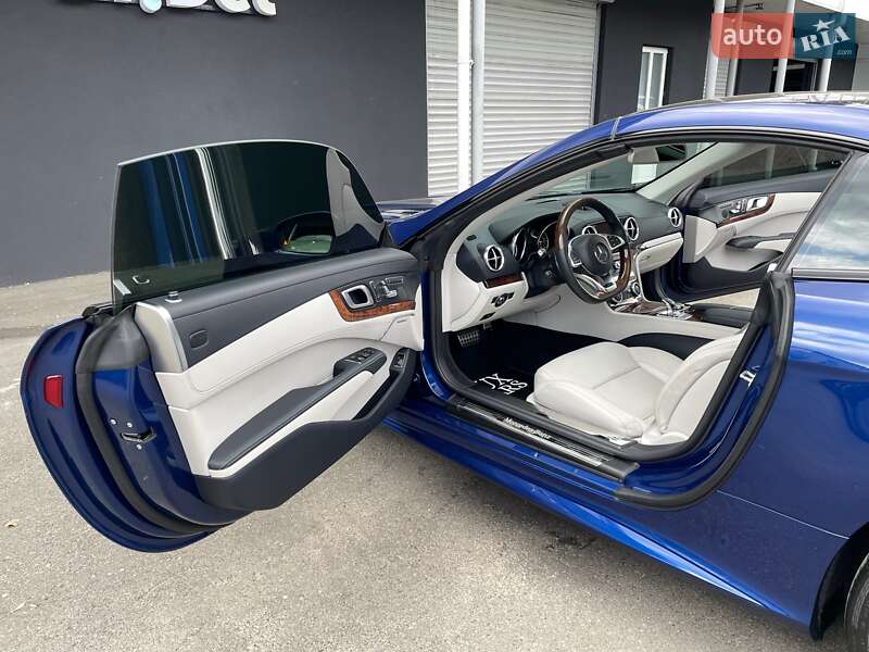 Родстер Mercedes-Benz SL-Class 2017 в Киеве