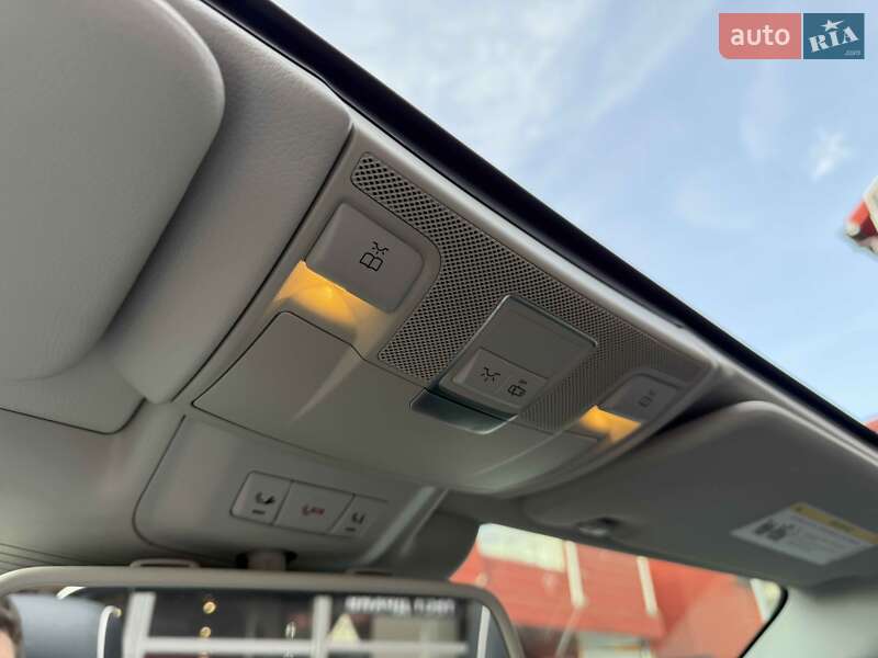 Родстер Mercedes-Benz SL-Class 2018 в Львові