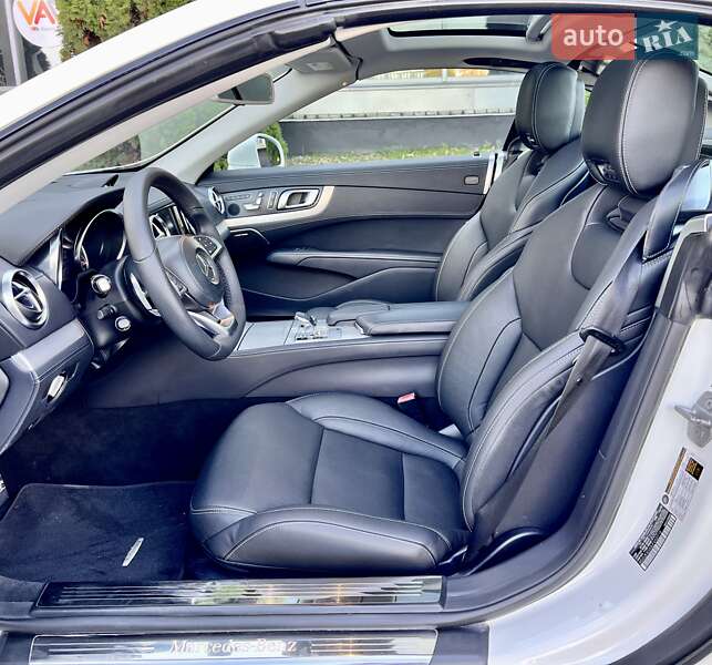 Родстер Mercedes-Benz SL-Class 2017 в Киеве фото 30 Родстер Mercedes-Benz SL-Class 2017 в Киеве
