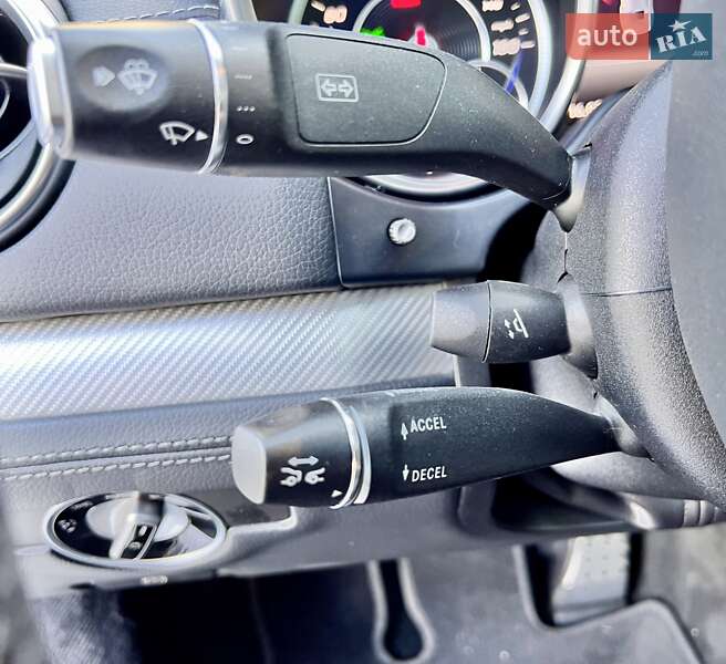 Родстер Mercedes-Benz SL-Class 2017 в Киеве фото 38 Родстер Mercedes-Benz SL-Class 2017 в Киеве