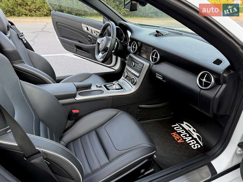 Родстер Mercedes-Benz SLC-Class 2019 в Киеве