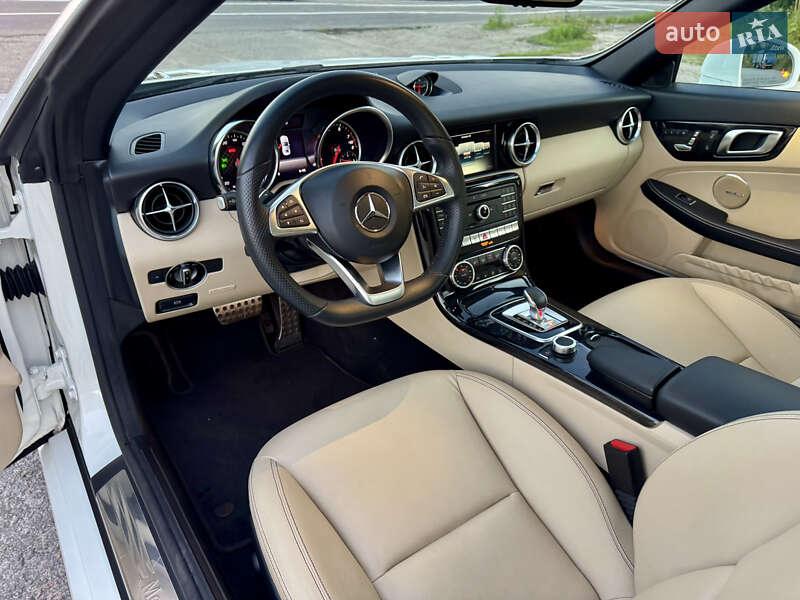 Родстер Mercedes-Benz SLC-Class 2018 в Киеве