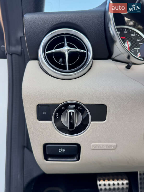 Родстер Mercedes-Benz SLC-Class 2018 в Киеве