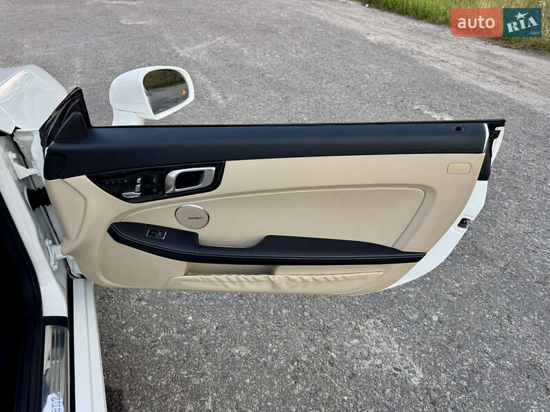 Родстер Mercedes-Benz SLC-Class 2018 в Киеве