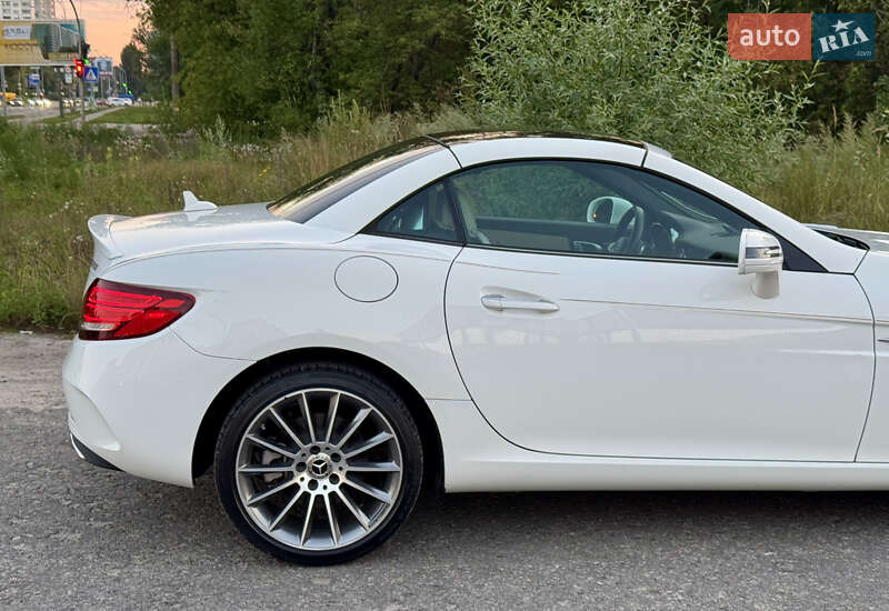 Родстер Mercedes-Benz SLC-Class 2018 в Киеве