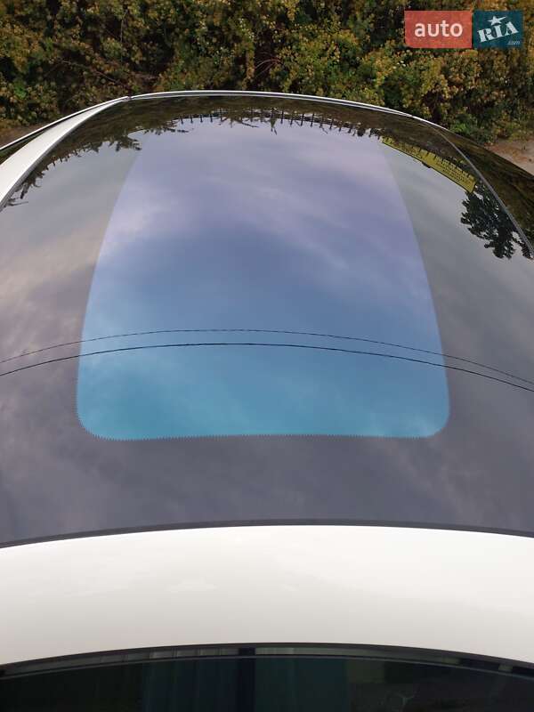 Родстер Mercedes-Benz SLC-Class 2016 в Харкові