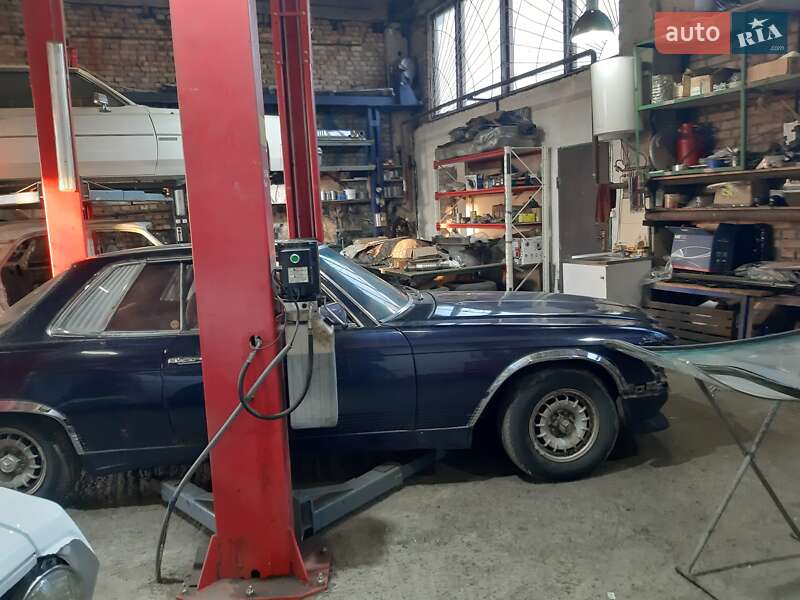 Купе Mercedes-Benz SLC-Class 1976 в Киеве фото 2 Купе Mercedes-Benz SLC-Class 1976 в Киеве
