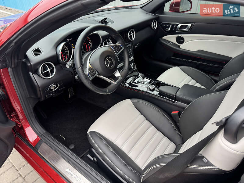 Родстер Mercedes-Benz SLC-Class 2018 в Дніпрі