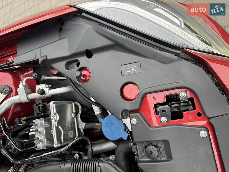 Родстер Mercedes-Benz SLC-Class 2018 в Дніпрі