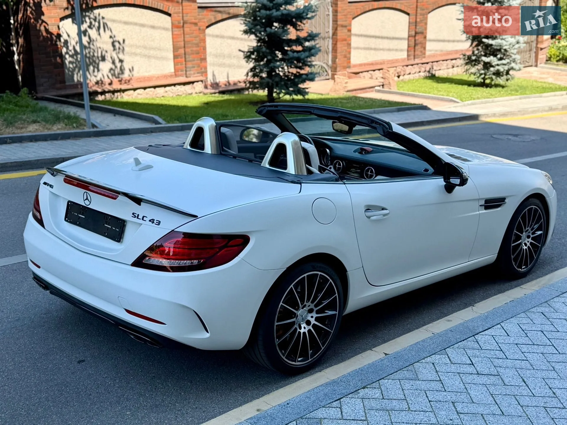 2016 Mercedes-Benz SLC-klasse - мініатюра 35
