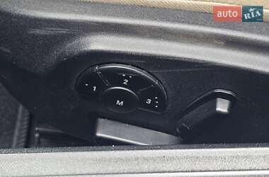 Родстер Mercedes-Benz SLK-Class 2010 в 