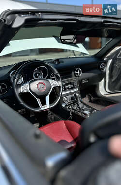 Родстер Mercedes-Benz SLK-Class 2013 в 