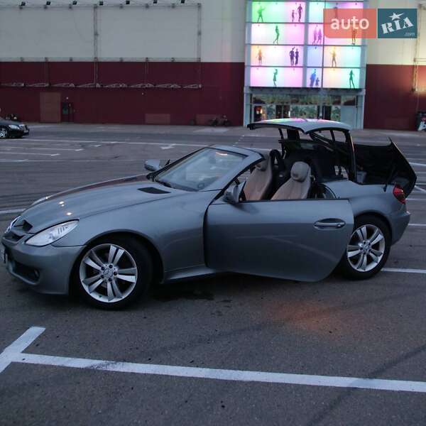 Родстер Mercedes-Benz SLK-Class 2010 в Киеве